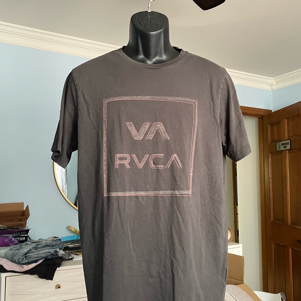 Men’s RVCA T-shirt